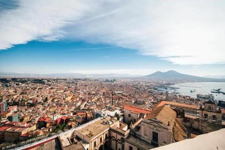 Vesuvius Suite - Elegante appartamento in centro Napoli Esterno foto