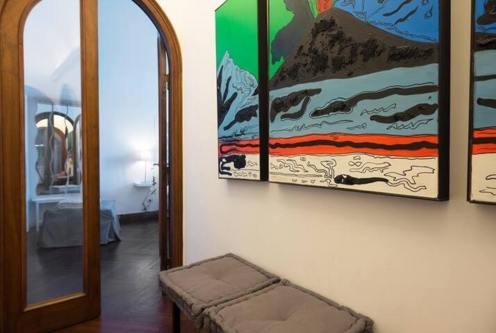 Vesuvius Suite - Elegante appartamento in centro Napoli Esterno foto